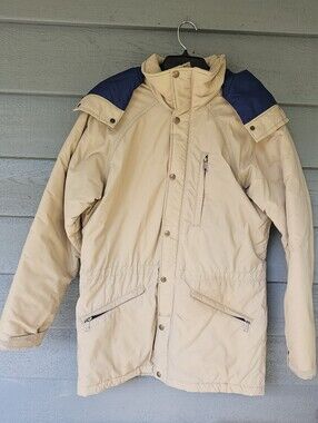 Vintage L.L. Bean Beige Puffer Jacket with Navy Inner Lining Hoodie Men's Size M